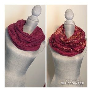 Reversible infinity scarf